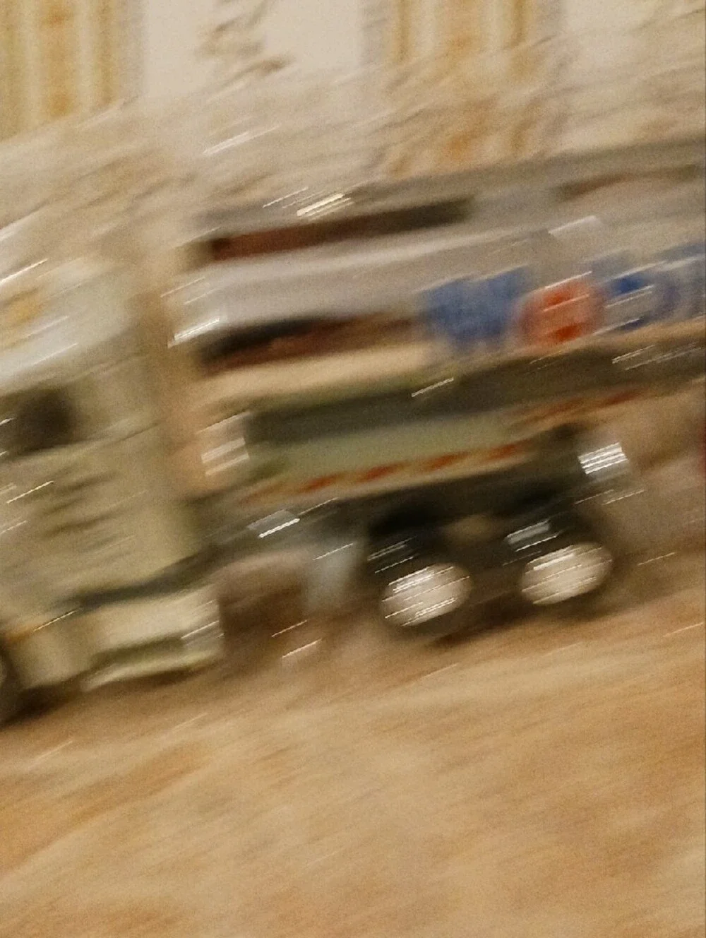Mobil 1997 Limited Edition Toy Tanker Truck - White
